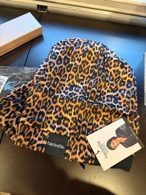 hairbrella Leopard Print Satin Lined Sleep Cap